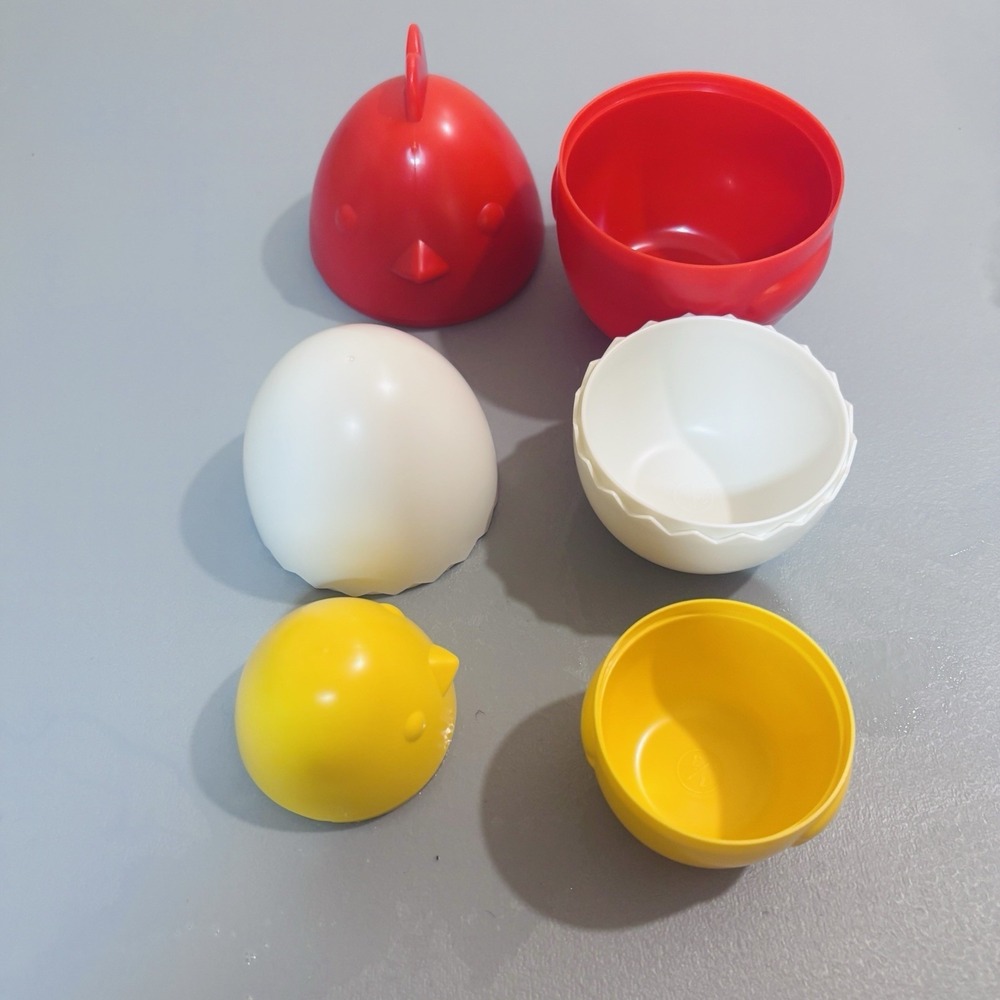 Genuine Fred Nested Hen & Chick Dry Measuring Cups Country Kitchen New In Box - Picture 7 of 9